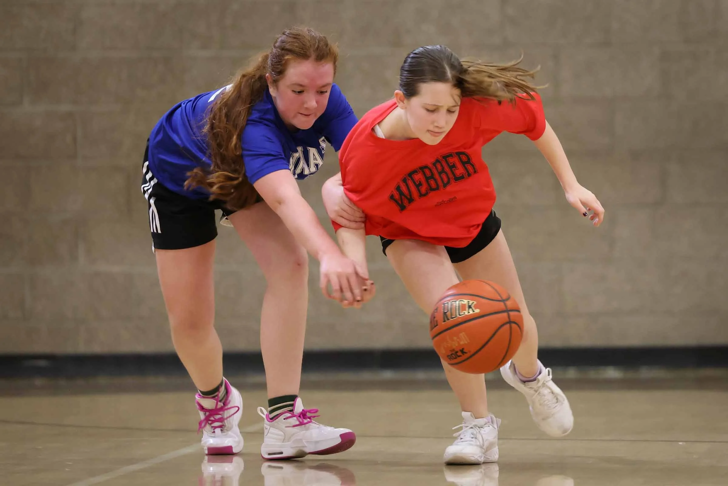 20260228_Iris_basketball_2232_selects.jpg