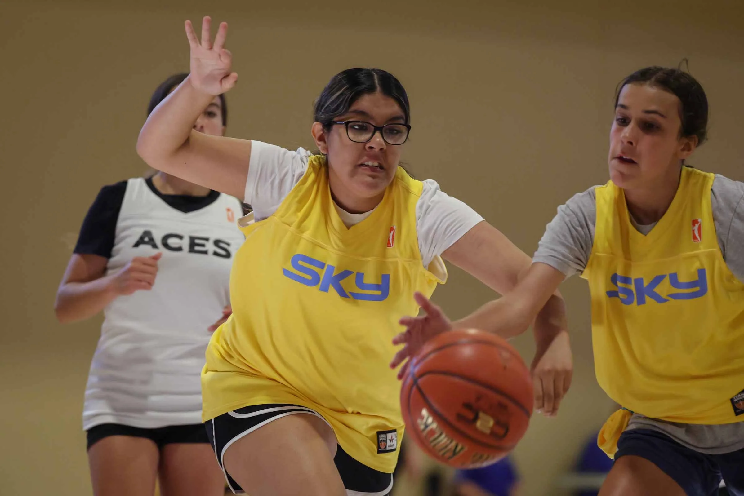 20260622_Iris_basketball_3340_selects.jpg