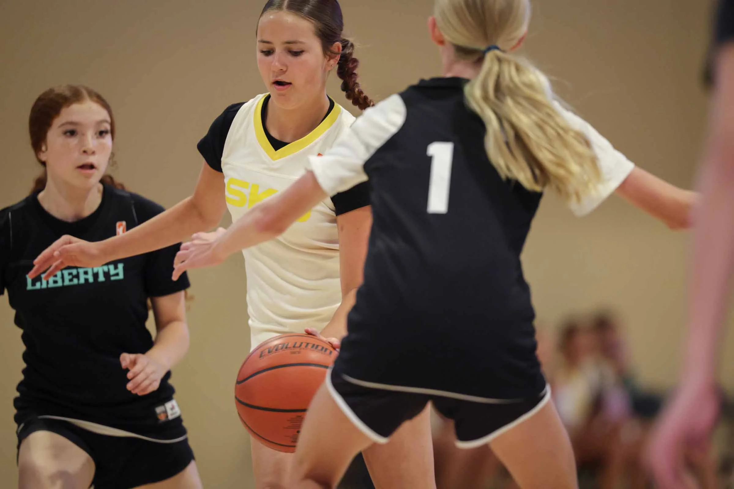 20260629_Iris_basketball_0270_selects.jpg
