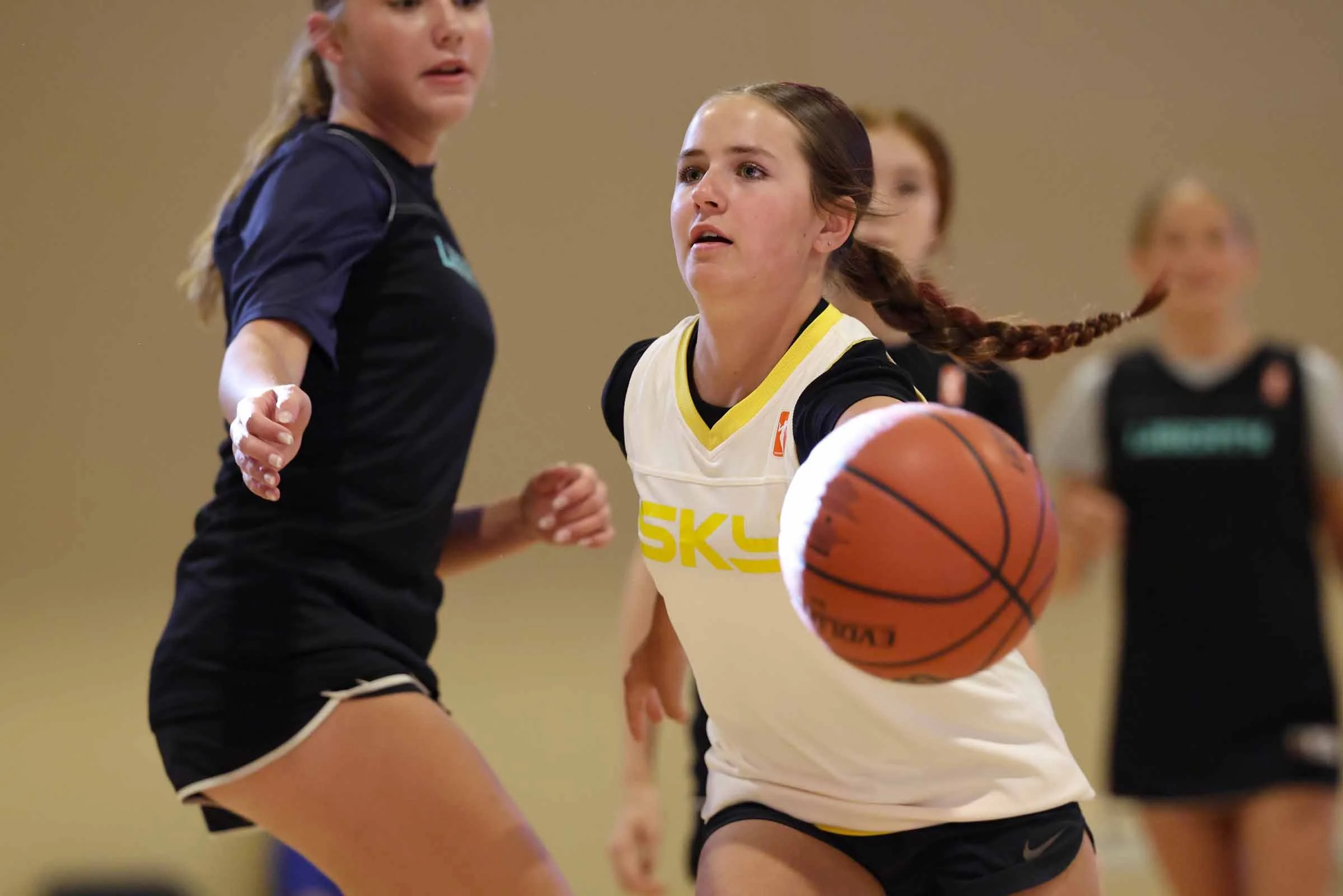 20260629_Iris_basketball_0279_selects.jpg
