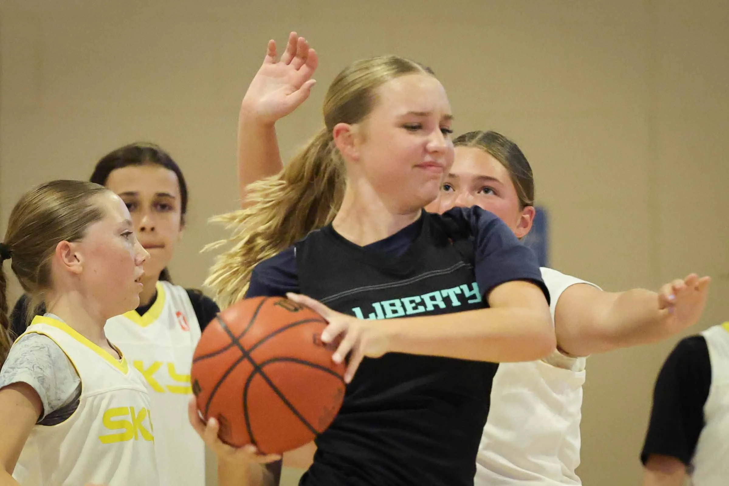 20260629_Iris_basketball_1036_selects.jpg