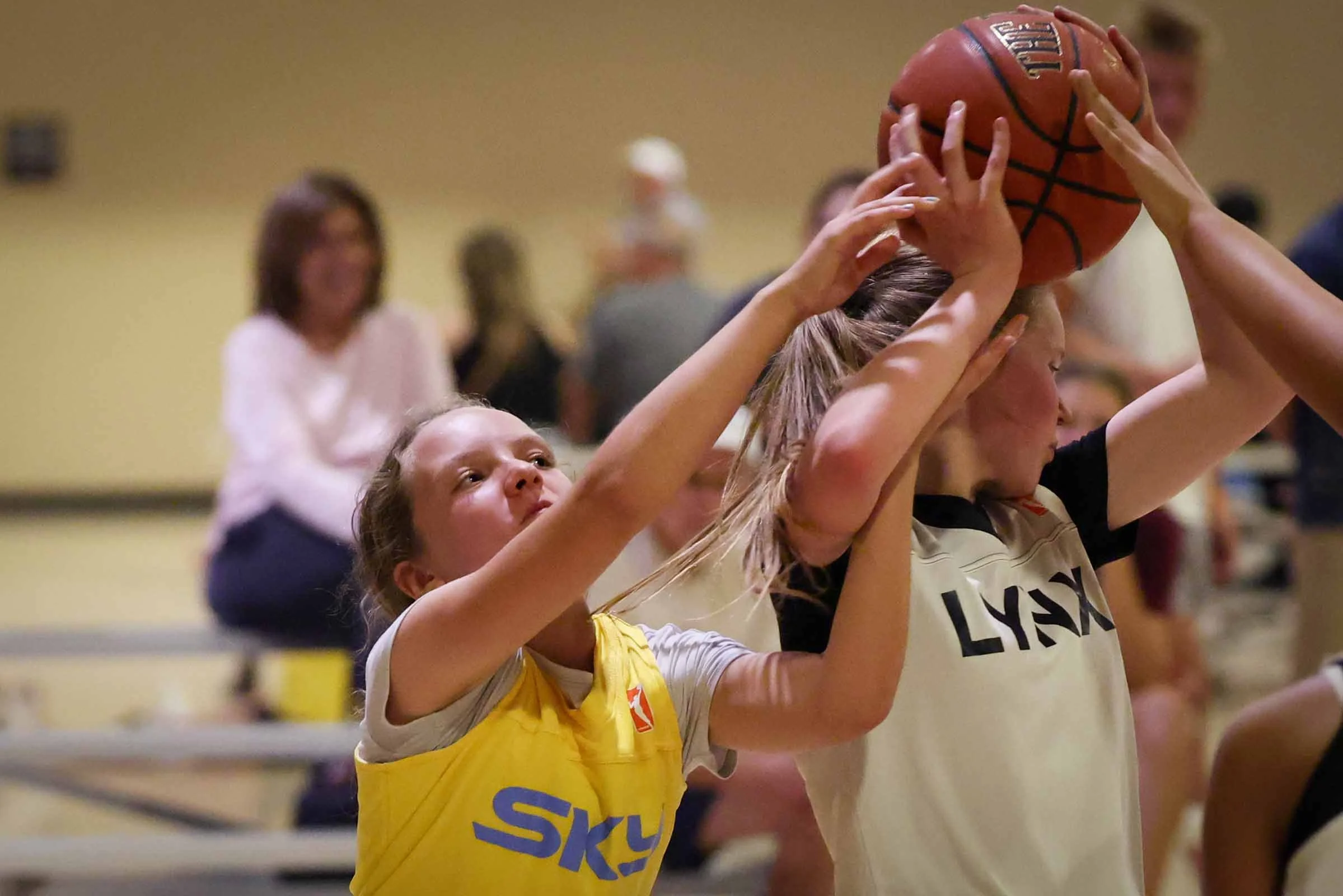20260713_Iris_basketball_3207_selects.jpg