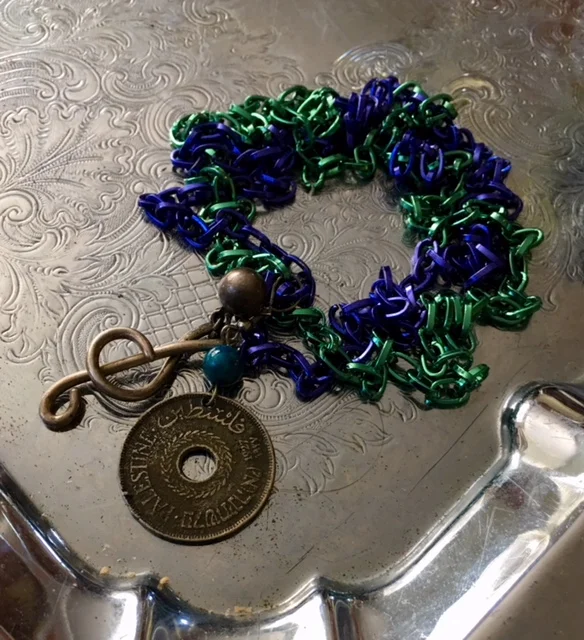 I love fashion and design. I create my own jewels at times. They are my "ALCHEMIST JEWELS". 