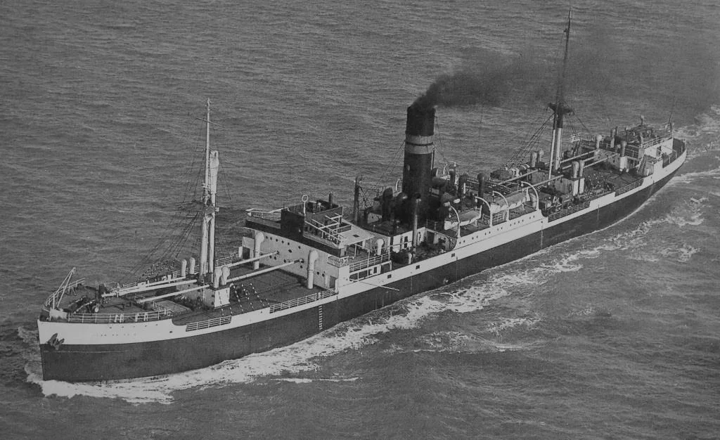 Clan Macnair post-war, with her peacetime paint scheme and extended funnel. She was scrapped in 1952.
