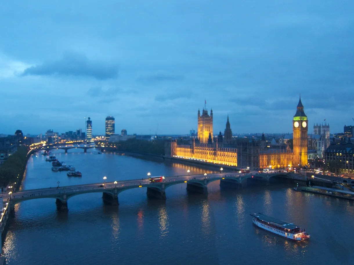 the thames.jpg