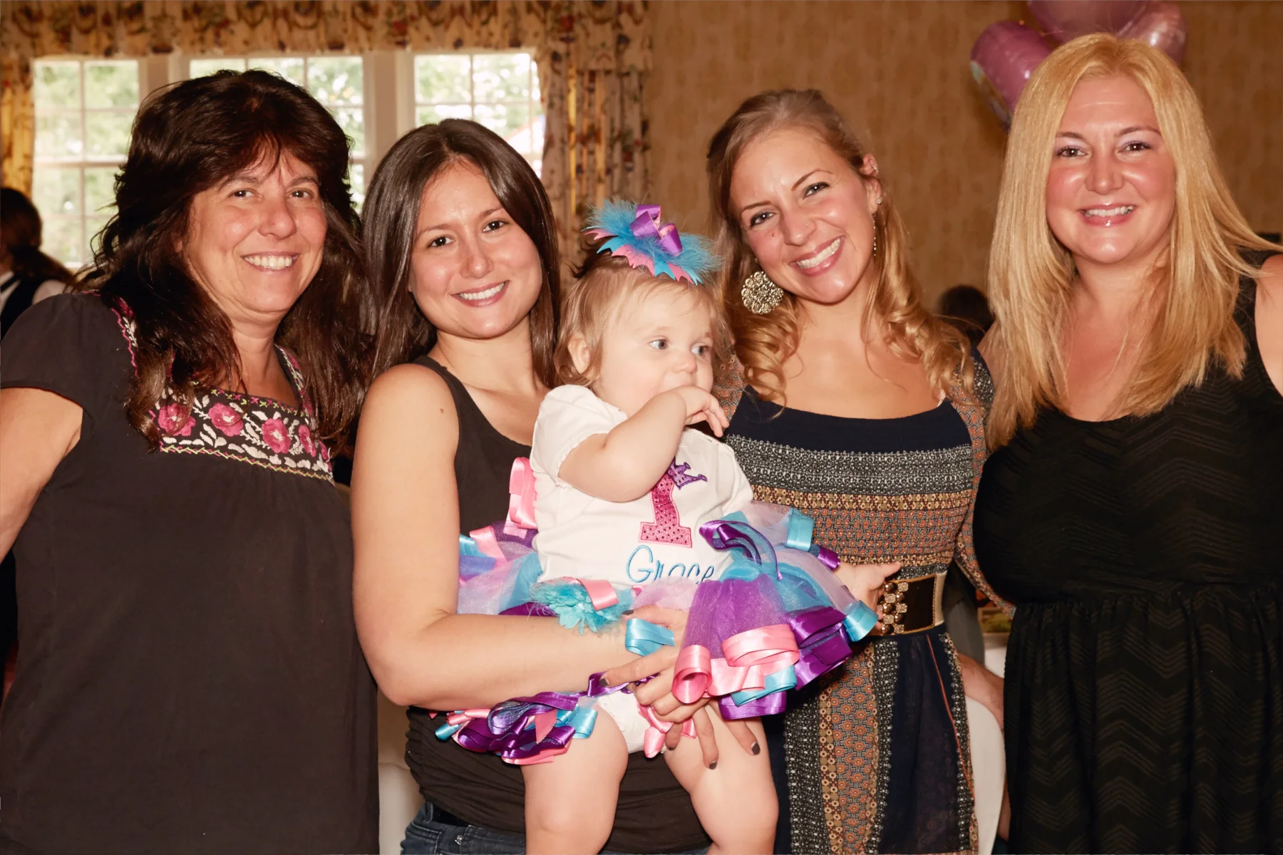 Grace First Bday_069_lo_res.jpg