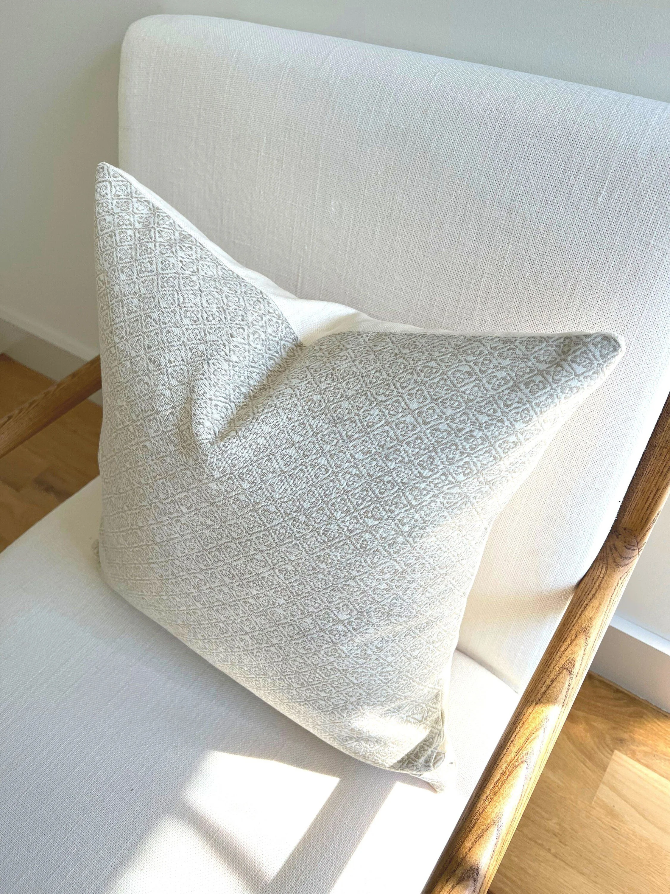 https://i.etsystatic.com/32561642/r/il/461b71/4051013817/il_fullxfull.4051013817_2bs3.jpg