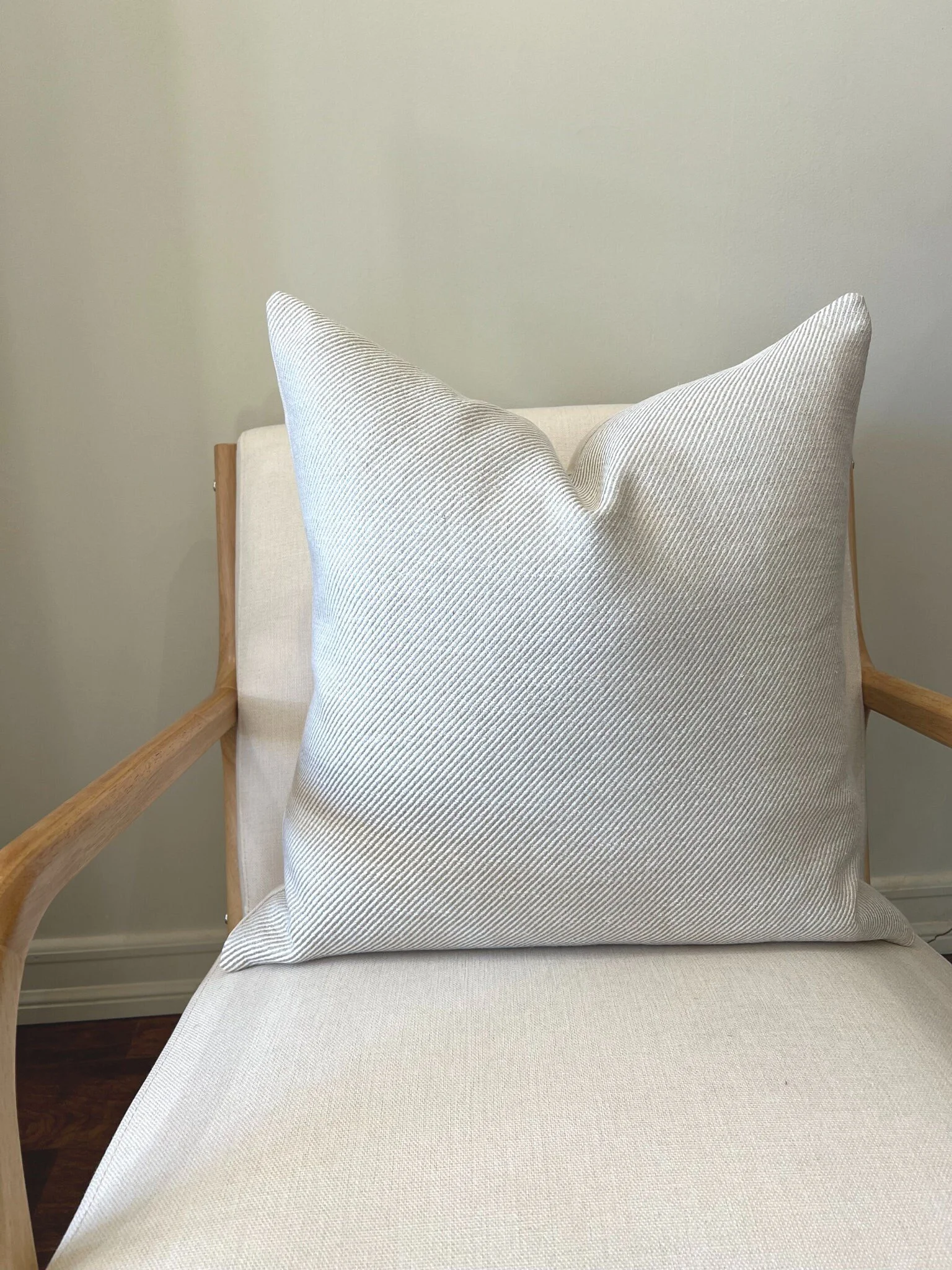 https://i.etsystatic.com/32561642/r/il/93c539/4529039106/il_fullxfull.4529039106_3t9c.jpg