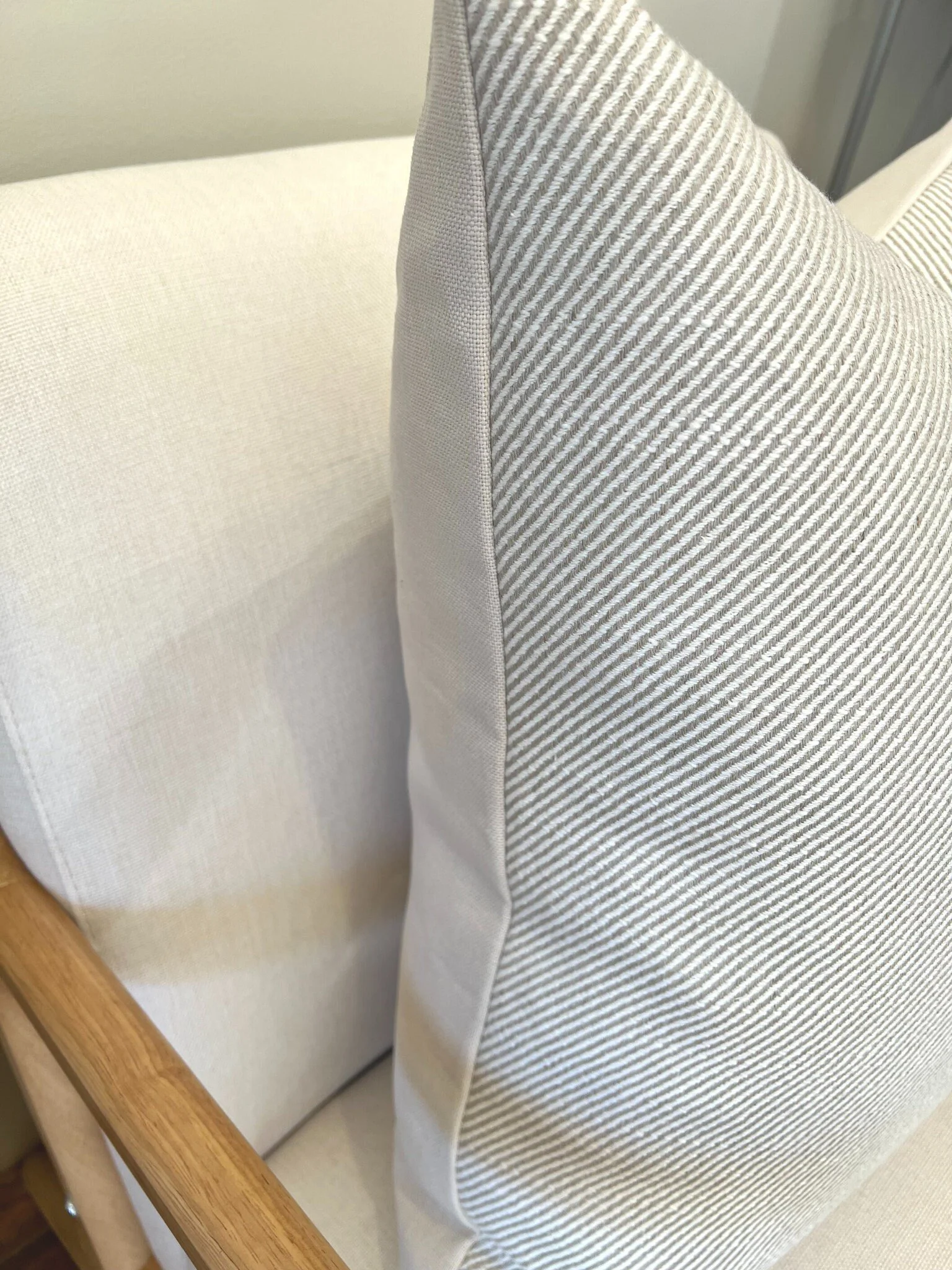 https://i.etsystatic.com/32561642/r/il/53e7a4/4529039124/il_fullxfull.4529039124_lg1y.jpg