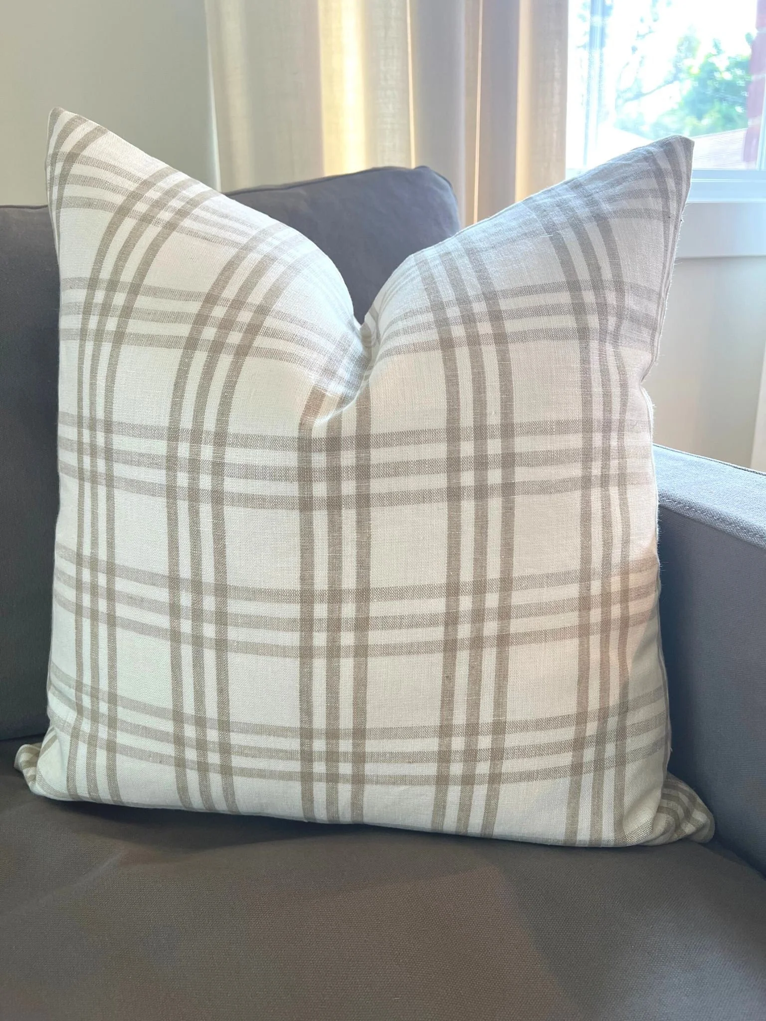 https://i.etsystatic.com/32561642/r/il/81ca57/5432971772/il_fullxfull.5432971772_2rsf.jpg