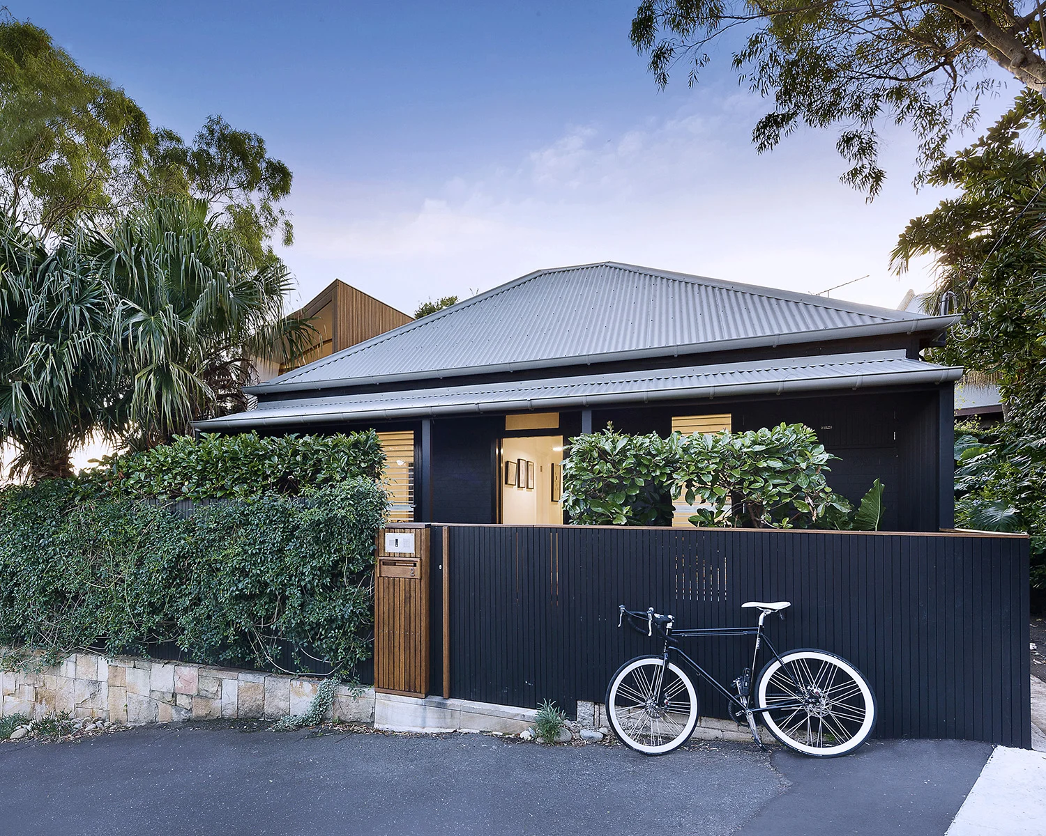 StewartBalmain_pq_512.jpg