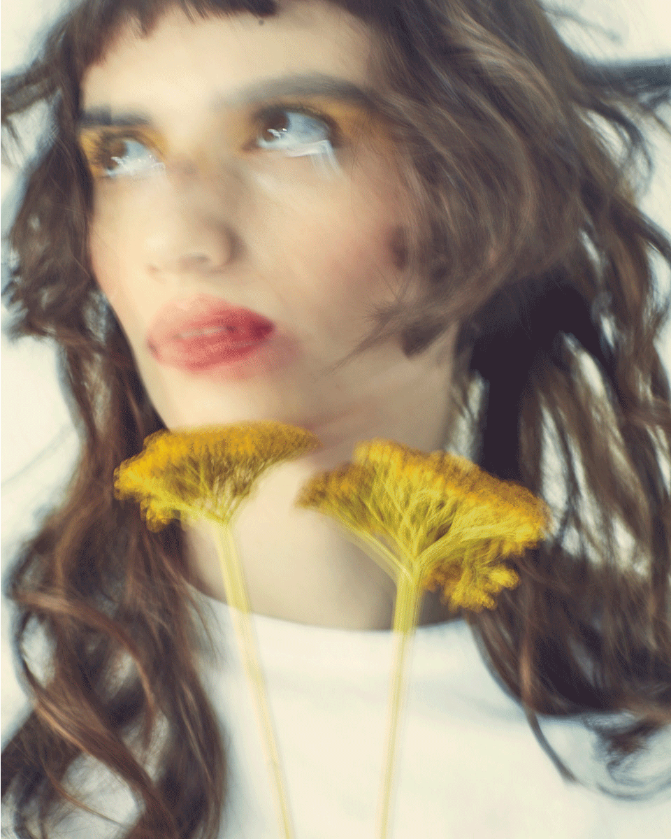 Gabrielle_YellowFlower.gif
