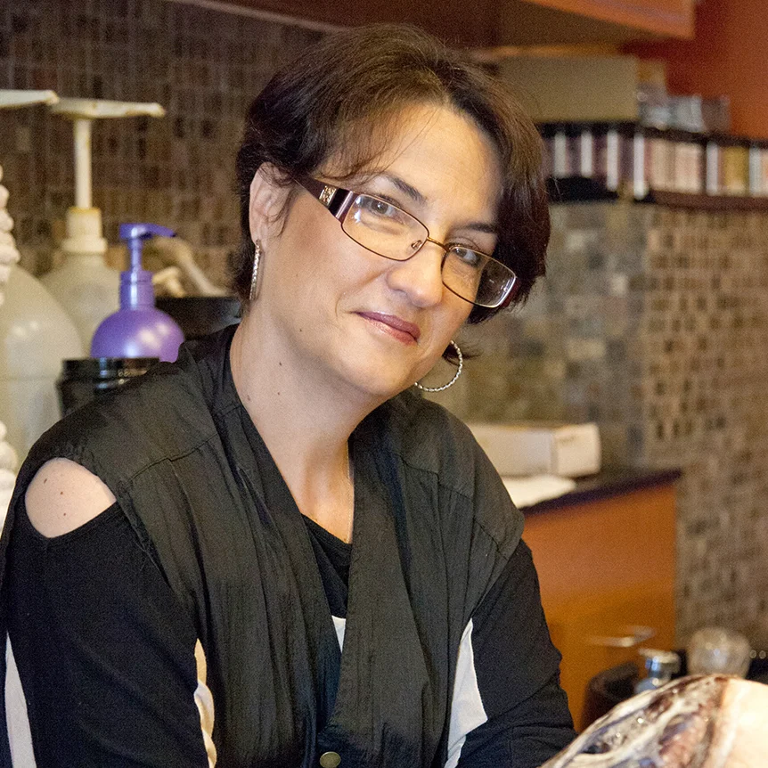 LISA Lisa is one of House of Style's friendly and professional hair washers.