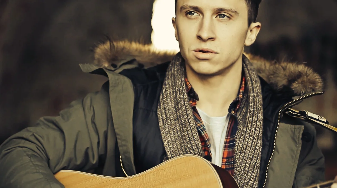 side shot screen grab.PNG