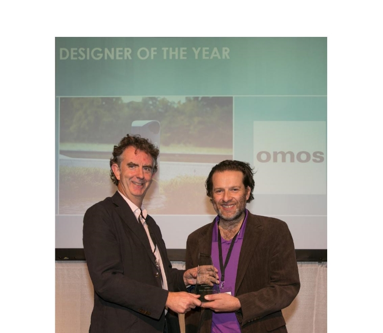 Award2.jpg