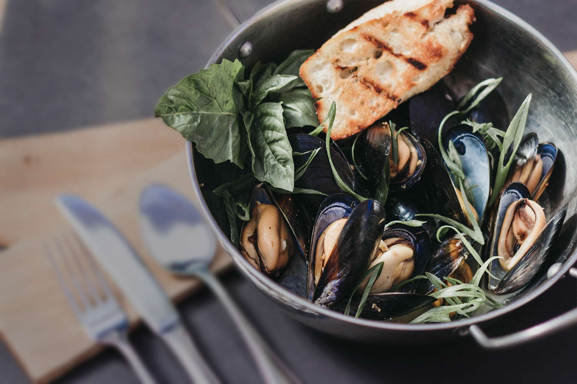 Web_Mussels_2.jpg