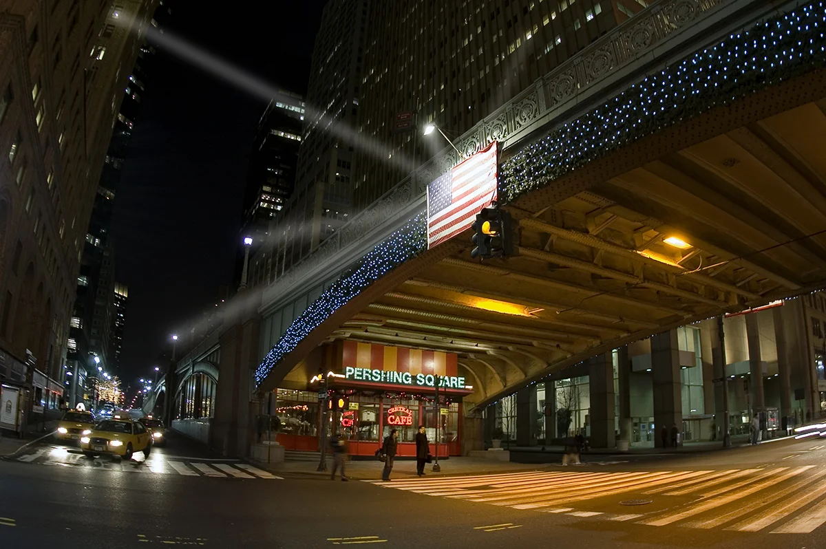Pershing Square cafe.jpg