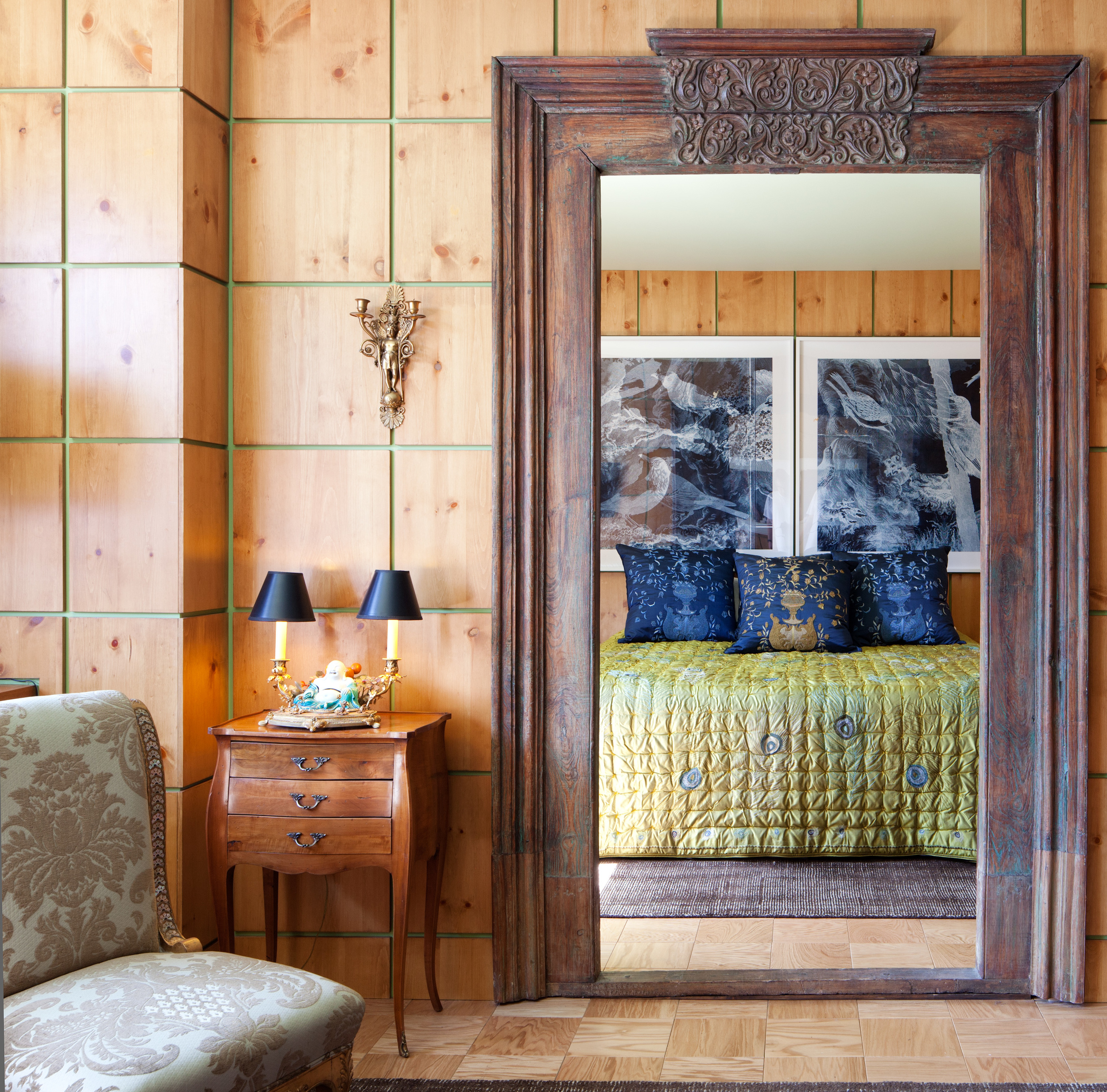 Living-room-crop-Web.jpg