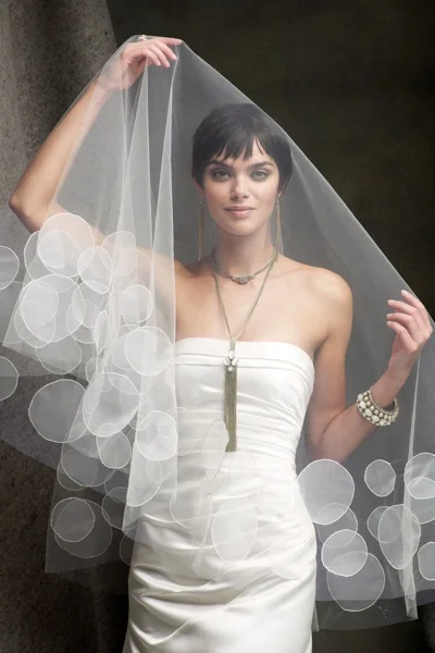 Z290 FRONT CLOSEUP WITH VEIL_1.jpg