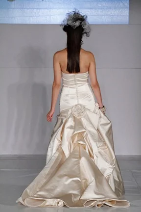 Avine 502_back_full.jpeg