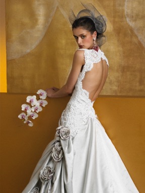 Sposa by St. Pucchi style Z195