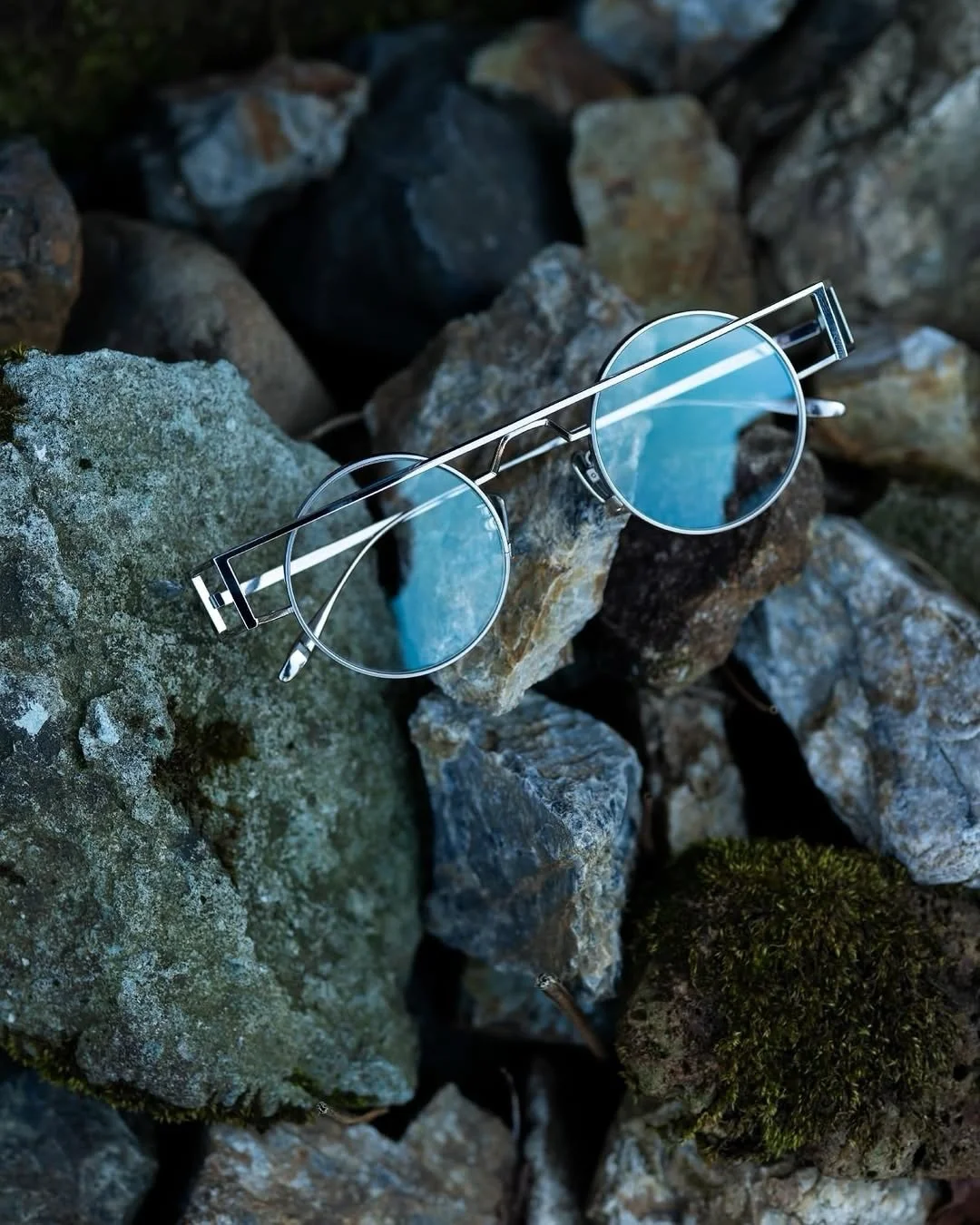 #repost &bull; @yoshinoriaoyama_eyewear #yoshinoriaoyama #ヨシノリアオヤマ