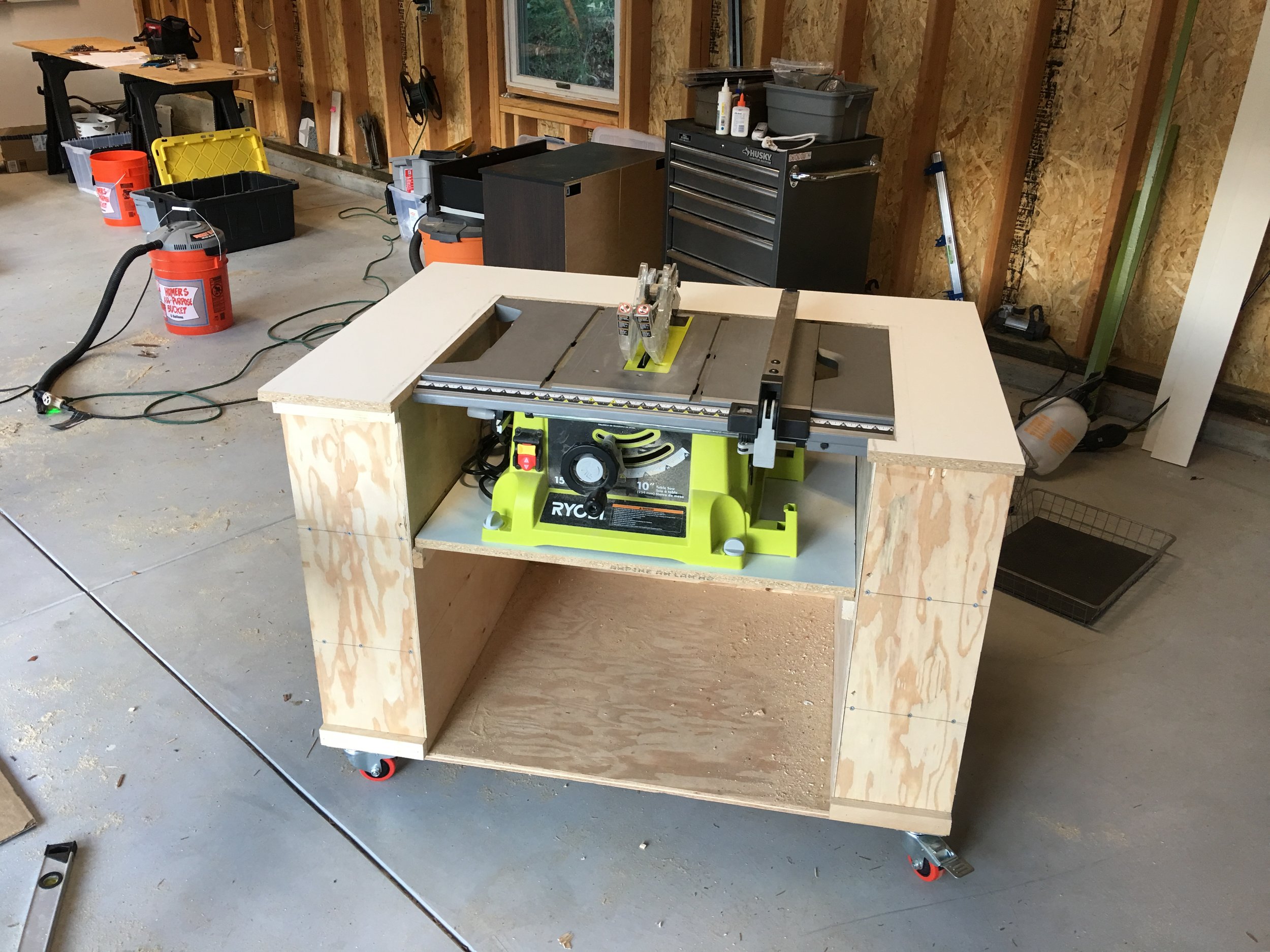Test fit of the table saw.