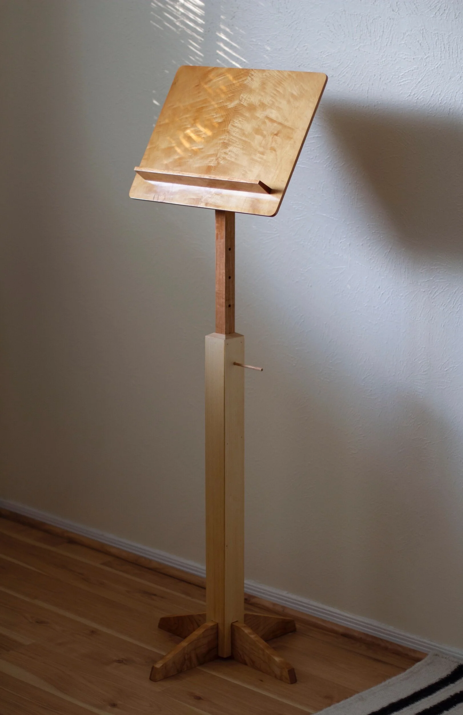 MusicStand_front.jpeg