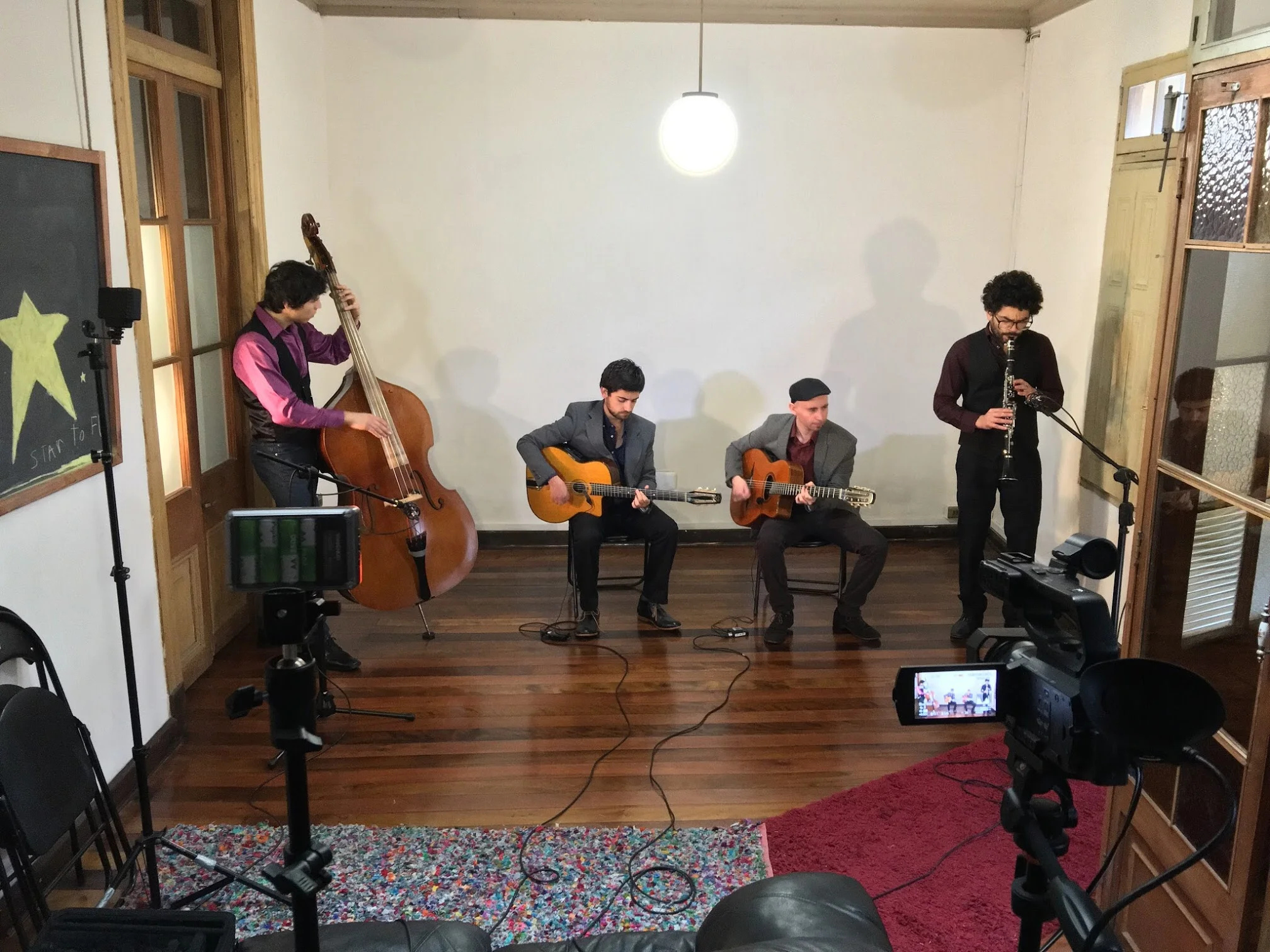 Que orgullo tener músicos de tan algo nivel trabajando con nosotros, en sección +eventos mas información.