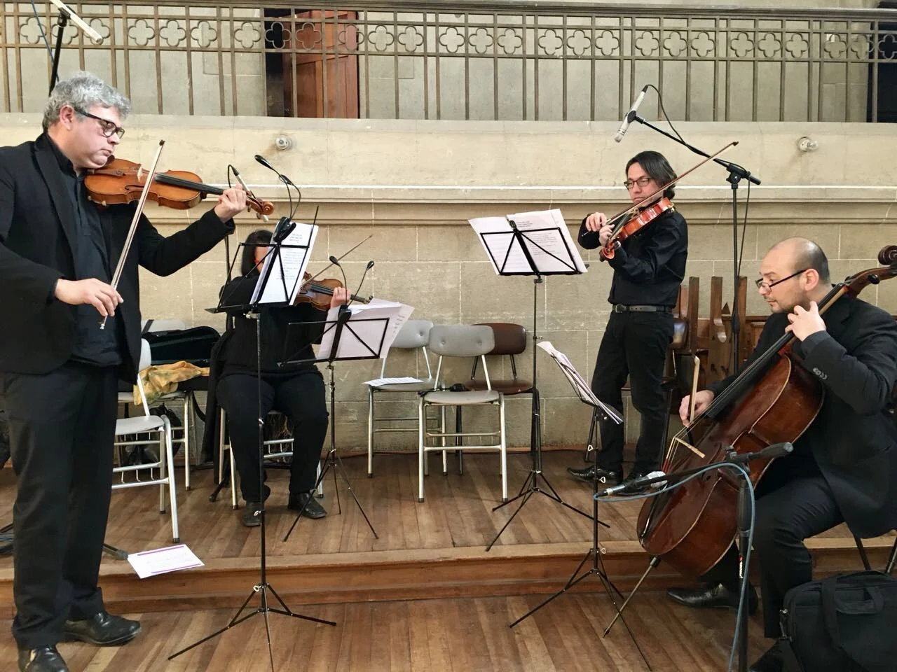 cuarteto de cuerdas coro musicos para funeral agez chile Campus oriente