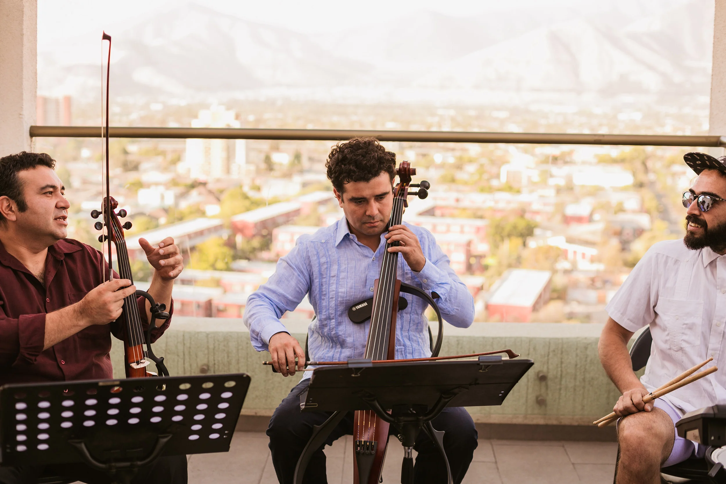 cuarteto de cuerdas chile Electric string quartet músicos para eventos