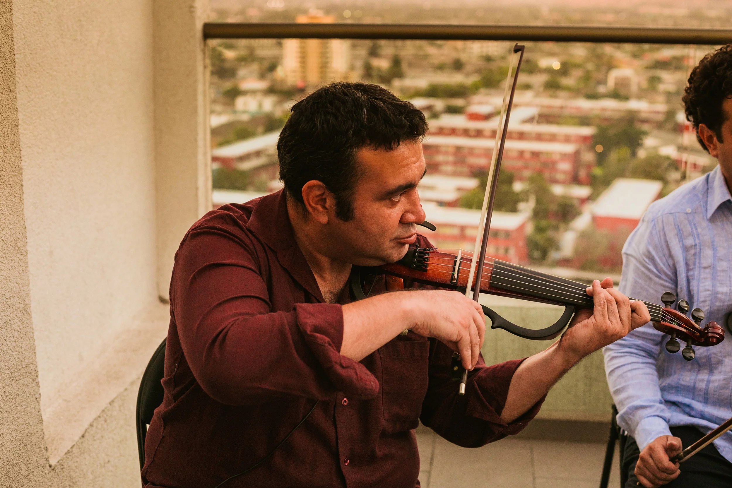 violinista músicos para eventos Agez Chile