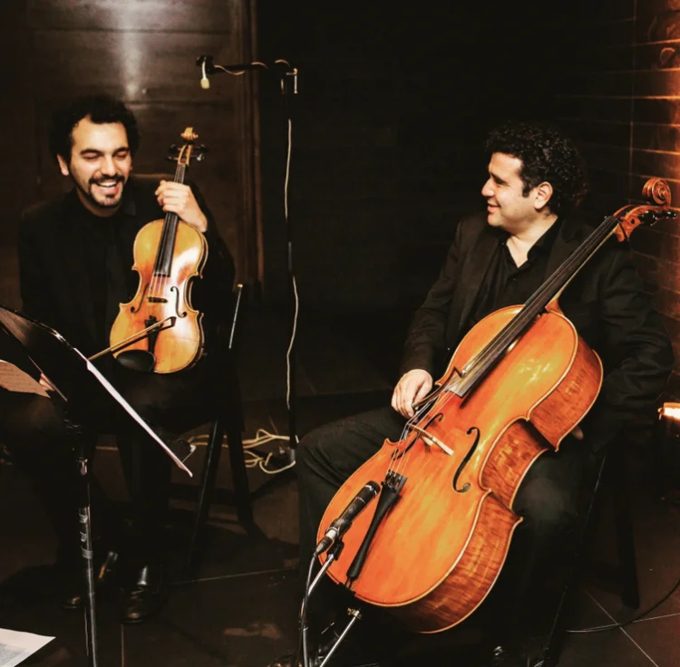 Cuarteto de cuerdas para eventos matrimonios ceremonia recepción coctel empresa Agez Chile