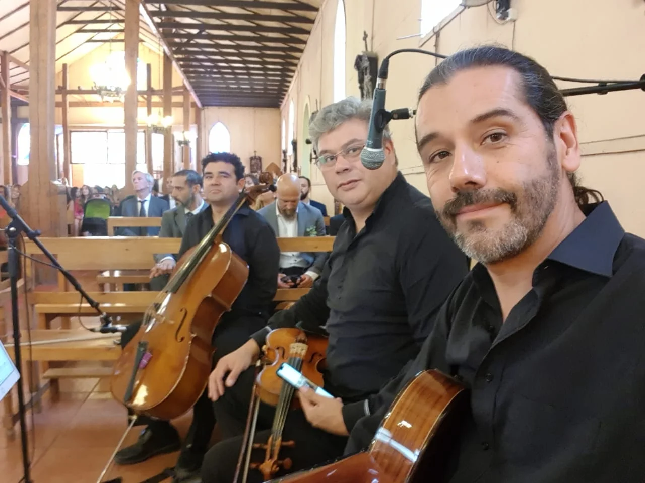 musicos y coro para matrimonios funerales musica Agez Chile