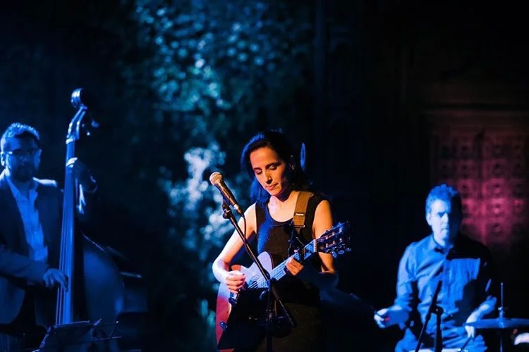cantante musicos eventos Agez chile