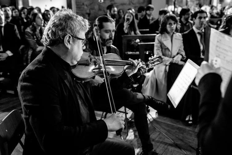 musica funeral agez chile coro e instrumentos