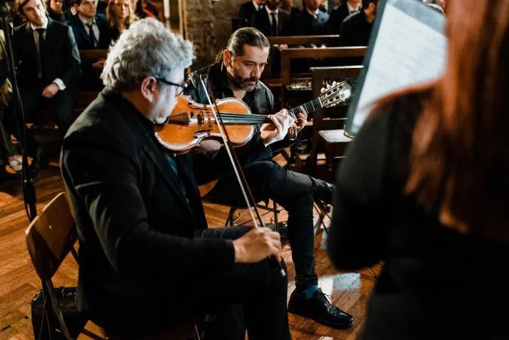 Musicos para ceremonia de funeral agez chile