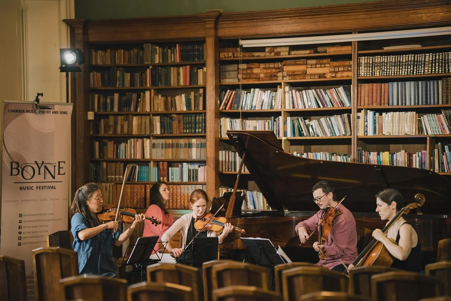 Behind the Scenes: Townley Hall 🤩

Rehearsals 🎶
@meesunhongcoleman @deirdre.brenner @bunny.creedon @luba_ulybysheva #aislingmanning 

26 July 2025
📸 @thomasaljackson 

#boynemusicfestival #bmf #chambermusicfestival #townleyhall #countylouth #boyne