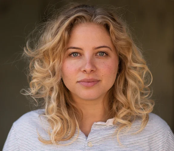 5 Questions with Stefanie Abel Horowitz