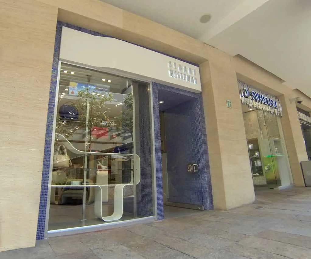 Gran Via / Stuart Weitzman / Antara, Mexico City