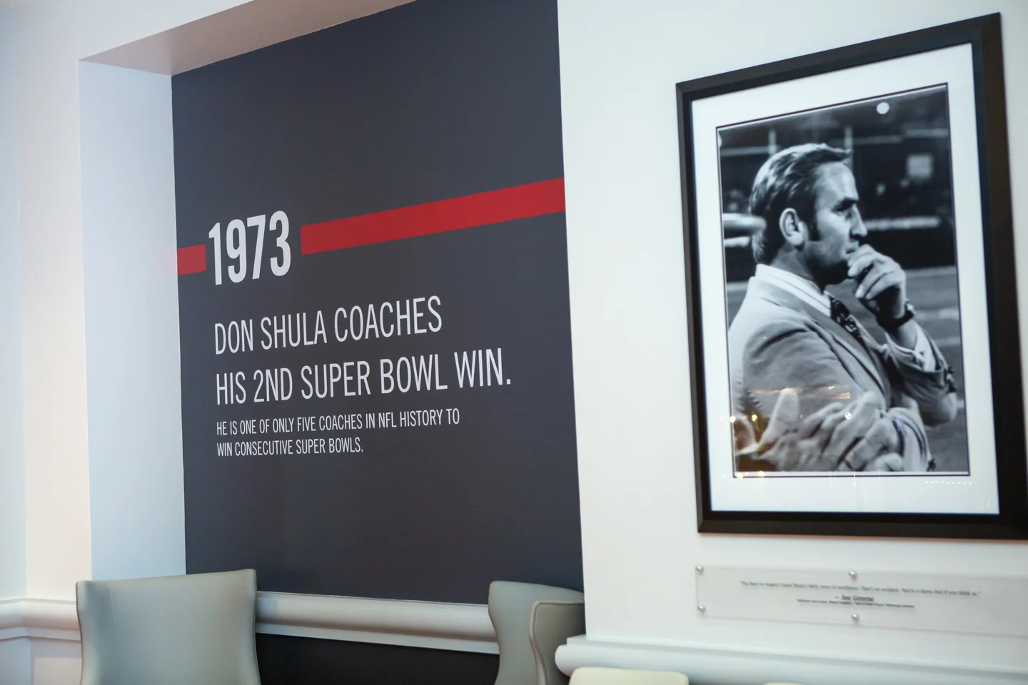 don-shula-shulas-disney-dolphin-swan-vip-orlando-event-photographer-professional-legend-signage.jpg