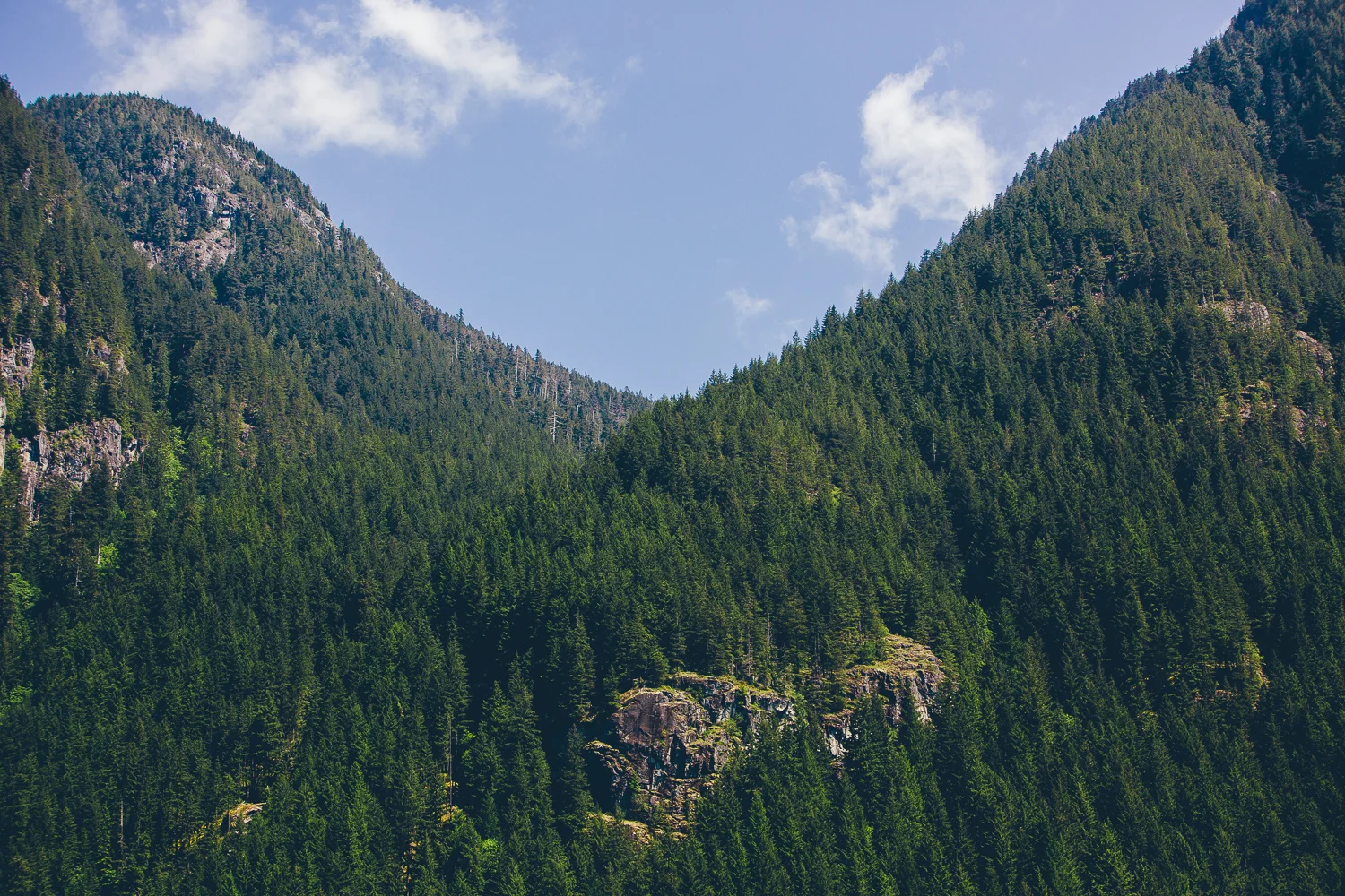 Buntzen lake hike