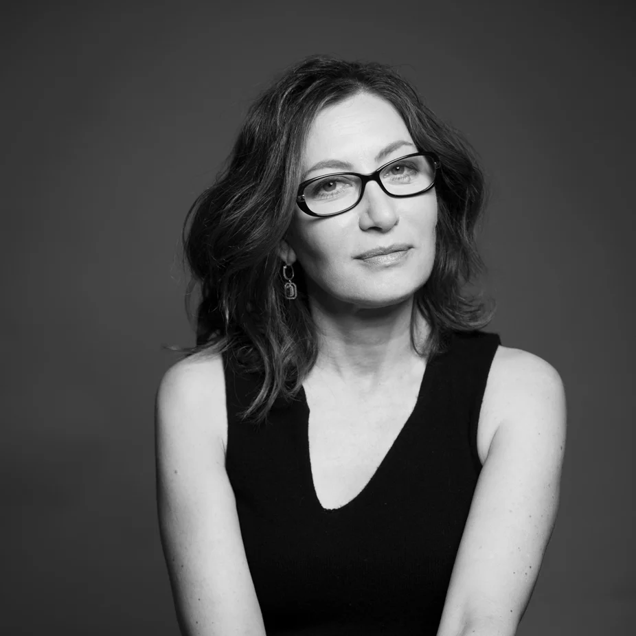 Family Drama w/ Annabelle Gurwitch