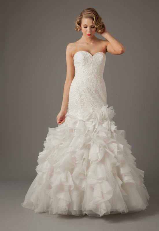 Sweetheart Mermaid Gown in Lace