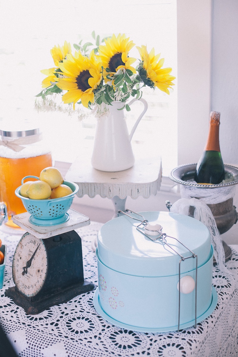 A lovely #vintage #brunch display