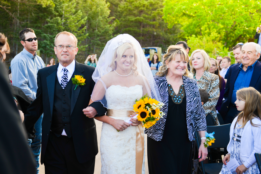 colorado-zoo-wedding-102813-6-mom-dad.jpg