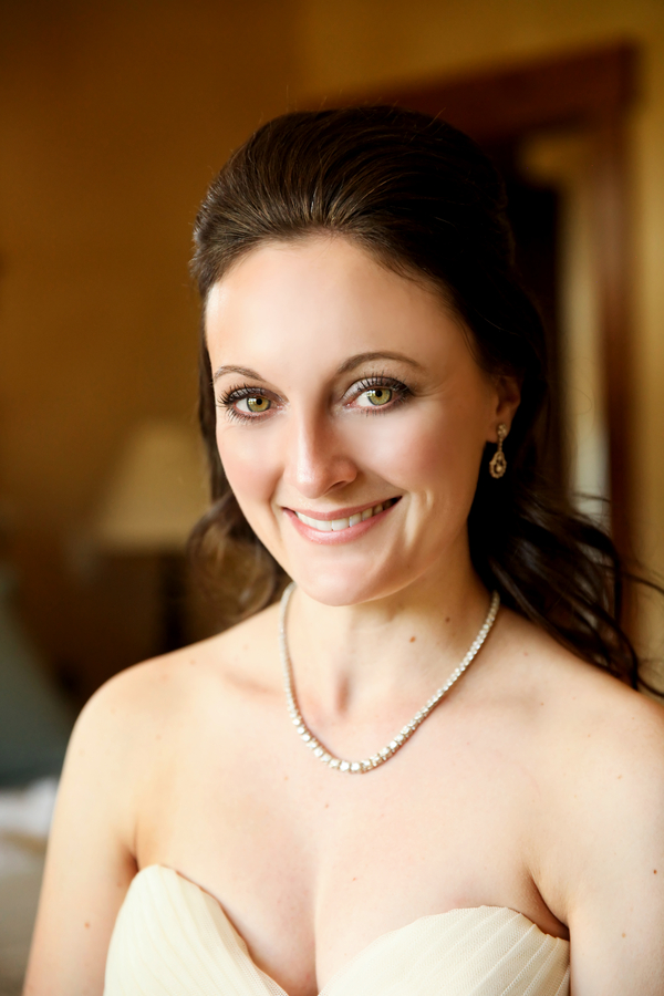 gorgeous bride from her Utah wedding | photo by Pepper Nix Photography