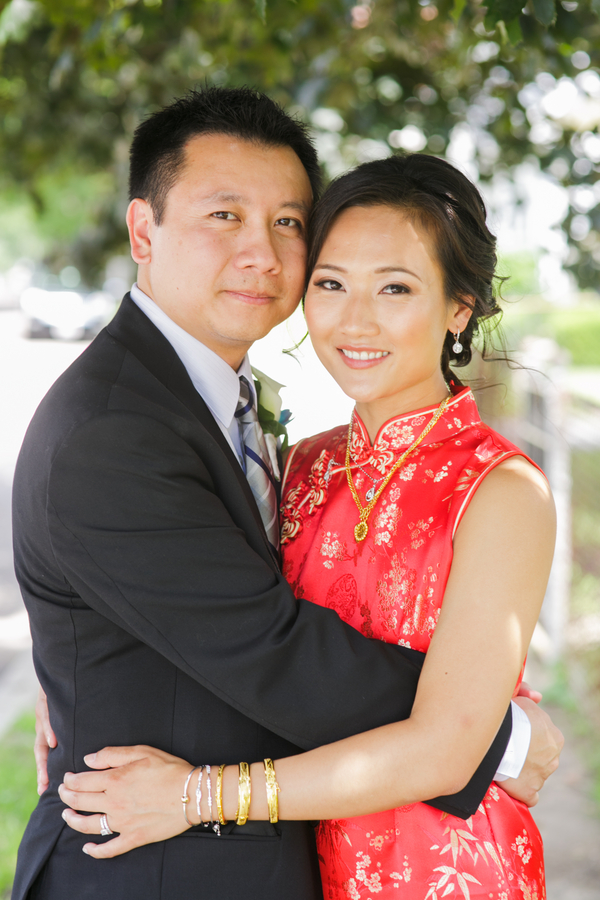  The bride and groom at their Traditional Chinese Wedding Tea Ceremony | photo by Nicole Chan Photography 