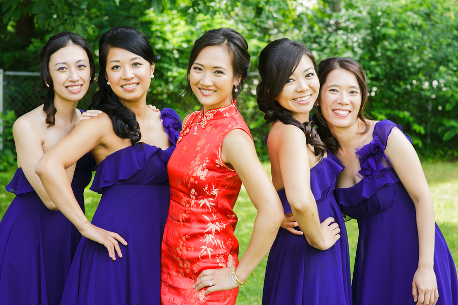  The bride and her bridesmaids at her Traditional Chinese Wedding Tea Ceremony | photo by Nicole Chan Photography 