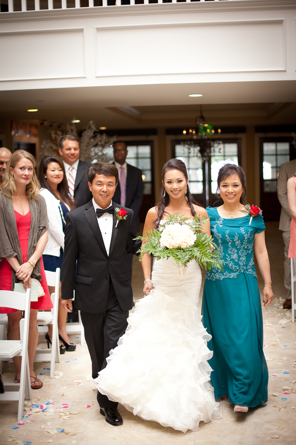  Beautiful Bride with her Parents | photographer - Portrait Design by Shanti 